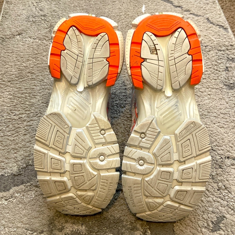 Balenciaga Runner Trainer Orange Fluo - Picture 4 of 5